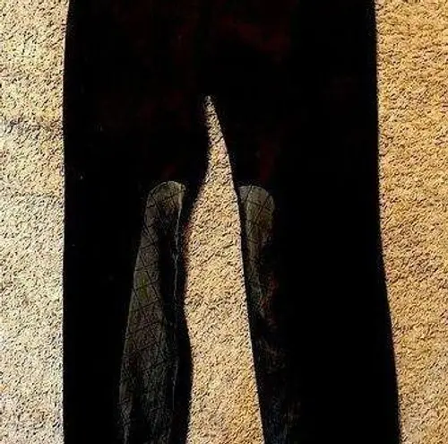 New York And Company black leggings w/leather patch