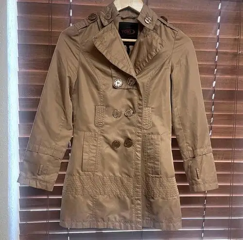 Yoki  New York Waterproof Trench Coat Beige Size 🧥M