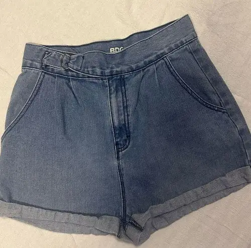 BDG Size 4  Shorts EUC