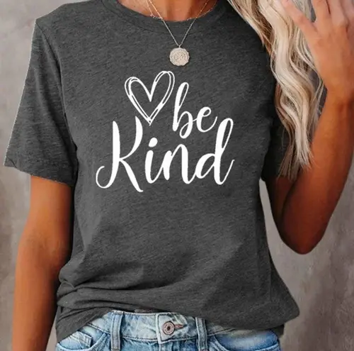 "BE KIND" GRAPHIC HEATHER GRAY T