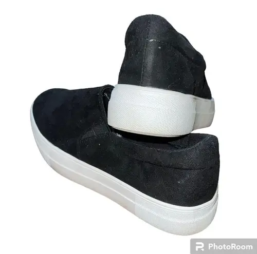 Soda Womens Sneakers Tennis Shoes Slip Ons Black and White Size 8.5