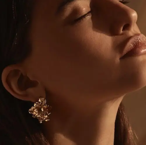 NWT Women's Amber Sceats Reese Sculptural 24K Gold Plated Earrings