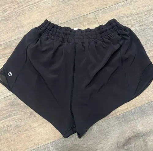 Lululemon High-Rise Hotty Hot Shorts 2.5” Black