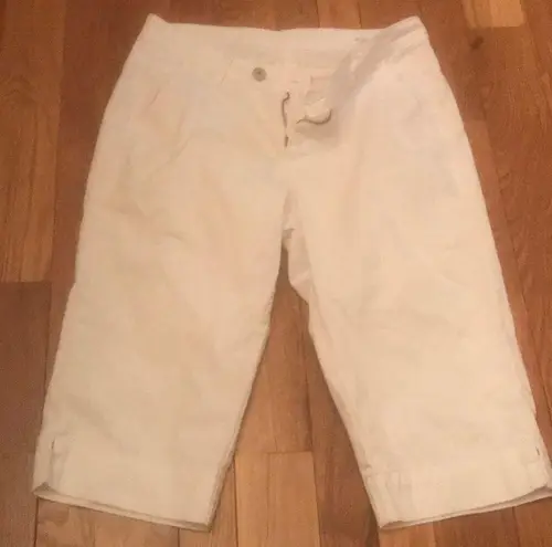 Riders By Lee Riders white capris size 8