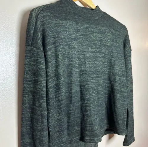 Streetwear Society CLEARANCE! Olive Boutique Mock Neck Sweater Size S NWT