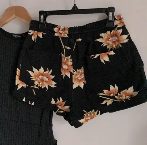 Sunflower Floral Print Rolled Cuff Cotton Shorts With Elasticized Drawstring Black Size undefined
