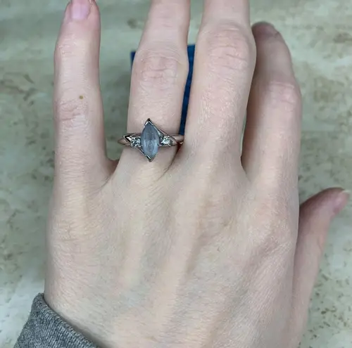 Vintage Avon Blue Stone Silver Ring w/ Box | Minimalist Ring