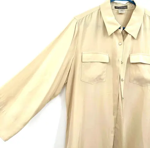 Tommy Bahama  size Large 12/14 100% silk cream color button‎ up blouse shirt top