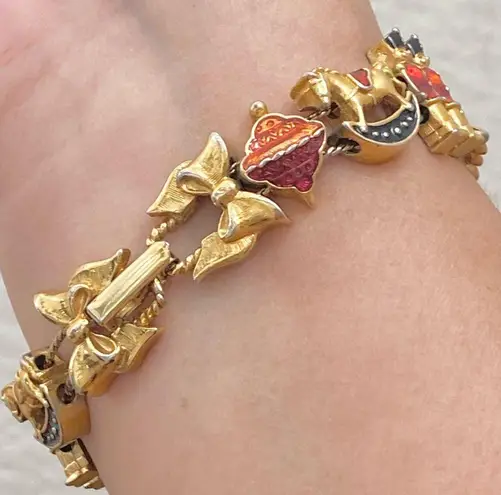 Vintage AVON Nutcracker Train Christmas Theme Slider Bracelet