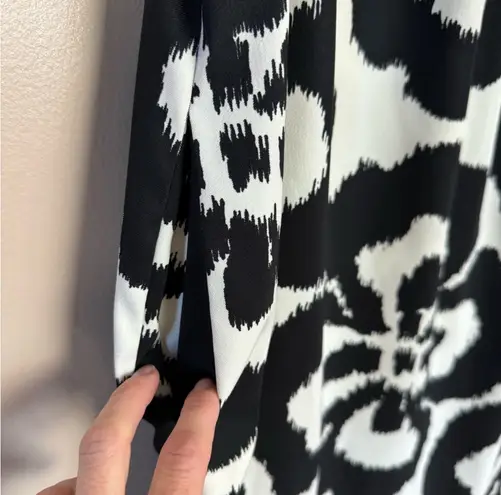 AB Studio SALE! B/W Floral Button Dress Size 10 EUC