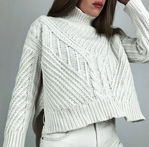 525 America Cable-Knit Mock Neck Pullover Sweater in Ivory | Size S