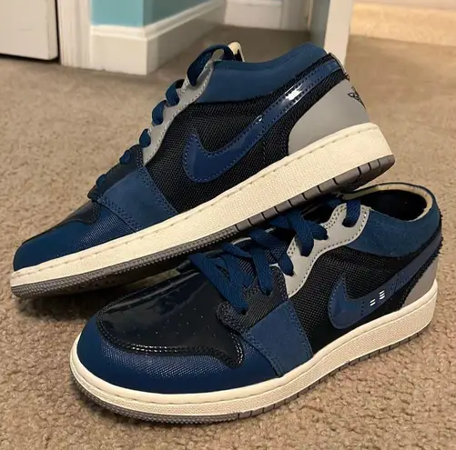 Air Jordans Jordan 1 Low SE Craft Inside Out