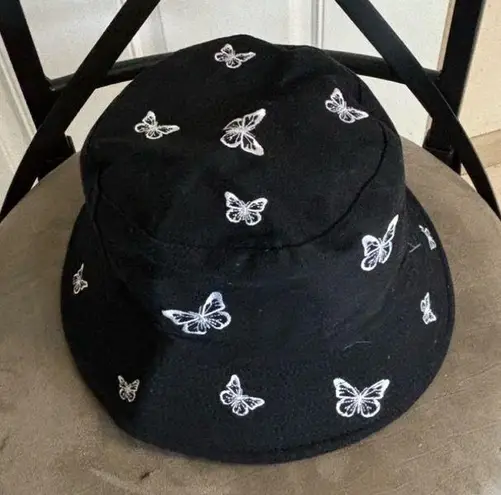 NWT Girly butterfly bucket hat Black