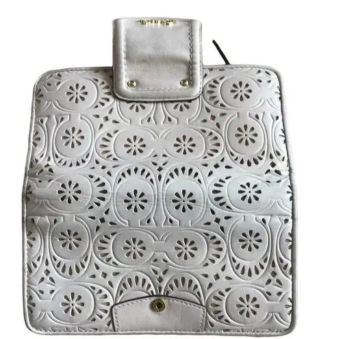 Coach  white leather with cricut design snap closure wallet thumbnail 6