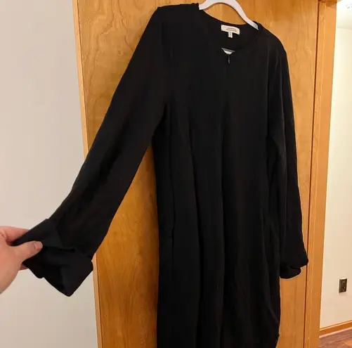 Dorothee Schumacher Classic Black Long Sleeve Lace Hem Zipper Front NWOT Size 6