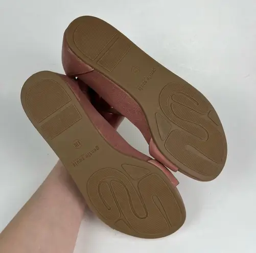 Gentle Souls Gwendaline Mauve Pink Leather Buckle T-Strap Wedge Heel Sandals 6.5