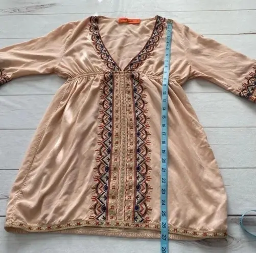 Urban Mango Bohemian embroidered top size women’s XL Orange