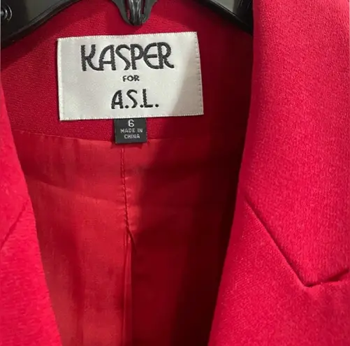 Kasper long sleeve Red Blazer has shoulder pads is a size 6.