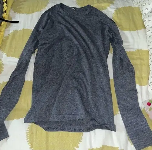 Lululemon  swiftly tech long sleeve size 8 dark grey