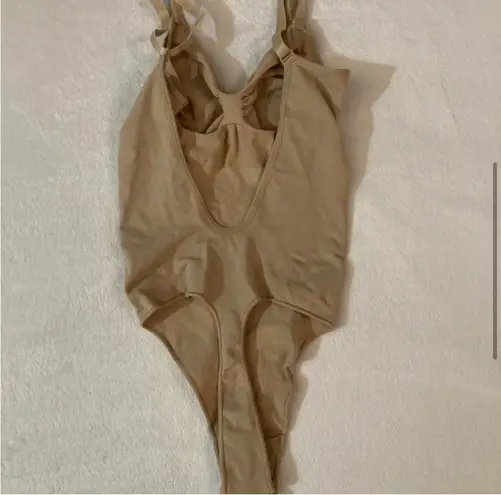 SKIMS LOW BACK Sculpting Bodysuit S/M