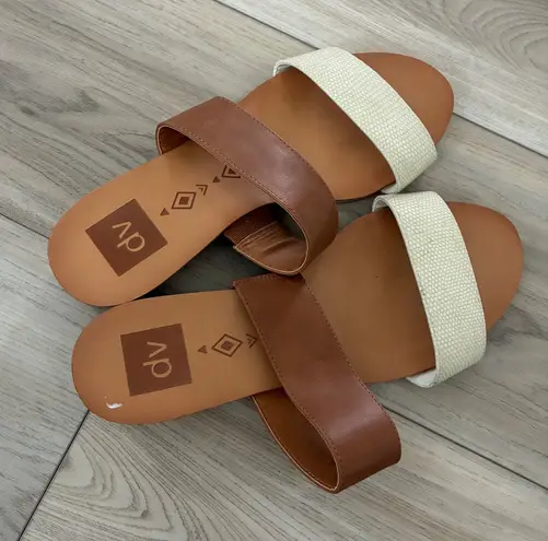 DV by Dolce Vita Womens Slides Sandals Tan White Cork Wedge Comfort Size 8 Brown