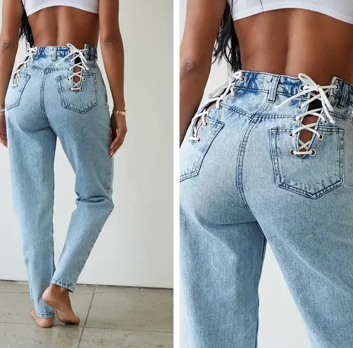 Pretty Little Thing Mid Wash Laced Up Jeans Straight Leg