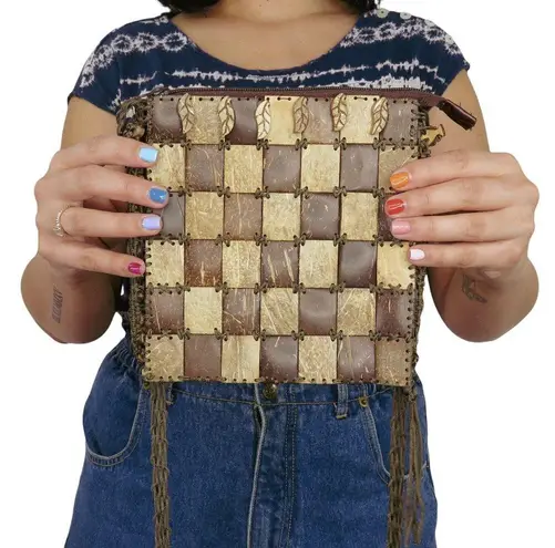 1990s Brown Retro Coconut Shell Vintage Crossbody Bag Earthy Crunchy Tan