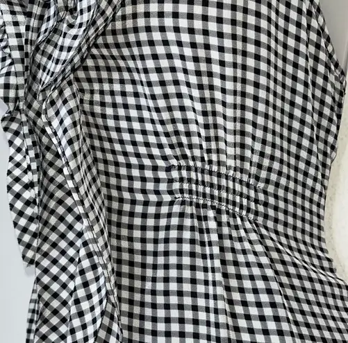 BCBGMAXAZRIA BCBG Sleeveless Halter V-Neck Ruffle Gingham Checkered Silk Top Black & White XS