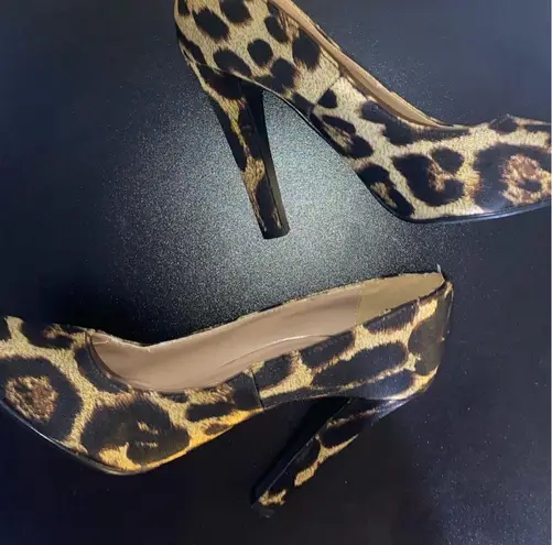Forever 21 cheetah print heels - size 8 - Image 3