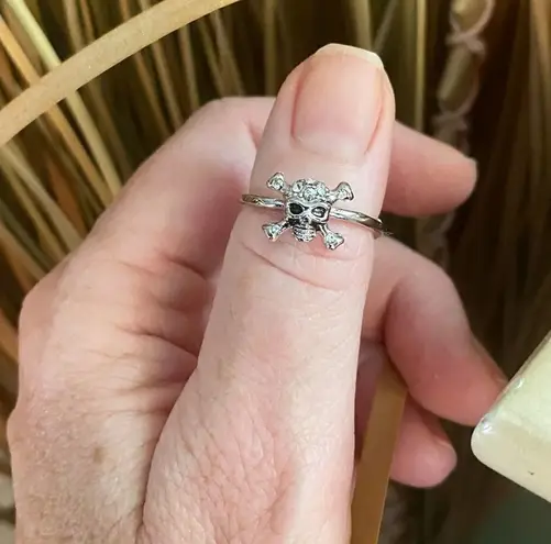 Skull Top Grade Crystal Rhodium Brass Ring Size 8 Silver