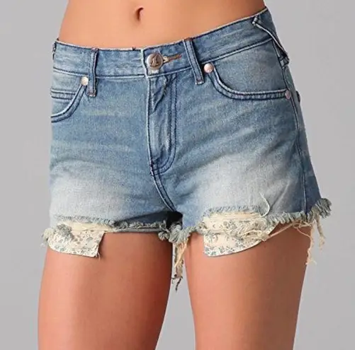 Free People  Jean Shorts 27 Cut Off Denim 5 Pocket