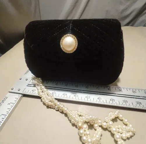 Black Velour Columbine Faux Pearl Rhinestone Vintage Purse Bag Crossbody