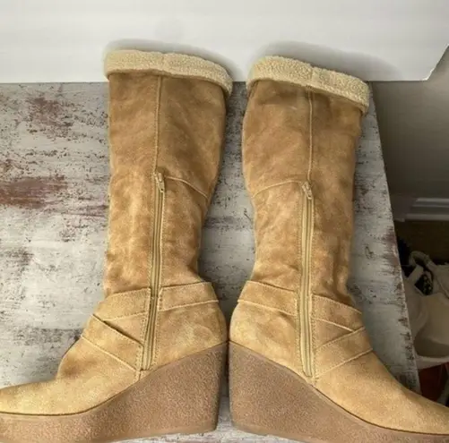 ALDO  platform tan suede knee high boots 90s 1990s y2k 2000s retro