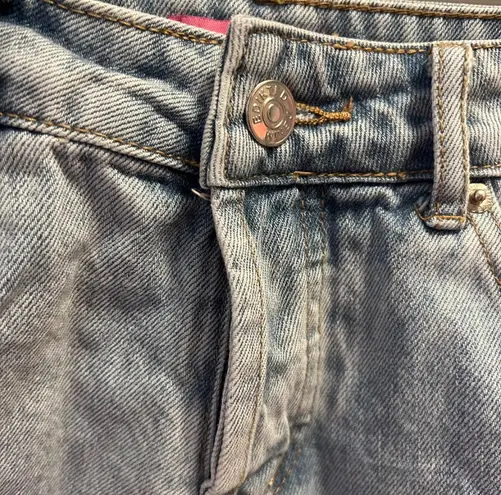 Edikted  light wash jean shorts - Image 3