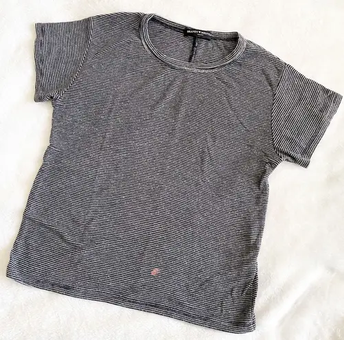 Brandy Melville Navy Grey Stripe Tshirt