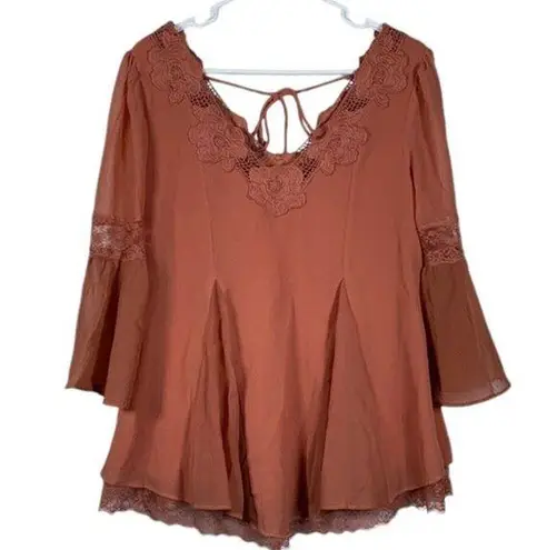 Free People  Burnt Orange Flowy Sleeves Flowy Blouse Embroidered V-Neck Small EUC