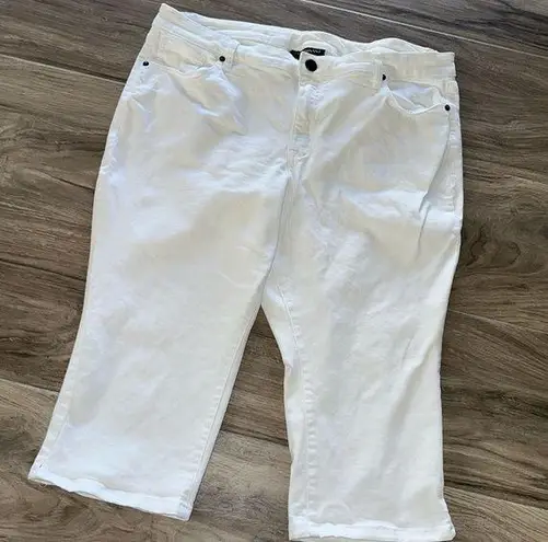 Lane Bryant  white cropped jeans size 18