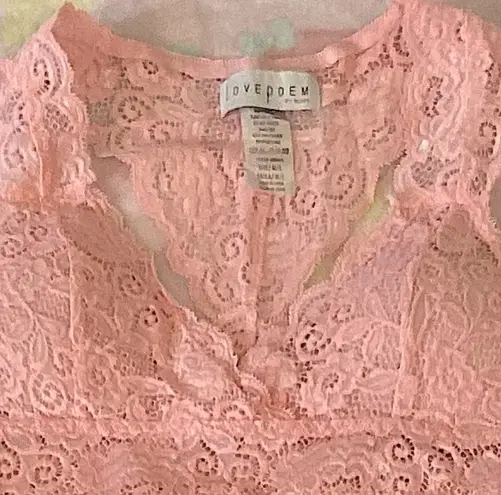 The Outfit sweet baby pink summer (Lace cropped top & pleated skirt) NEW