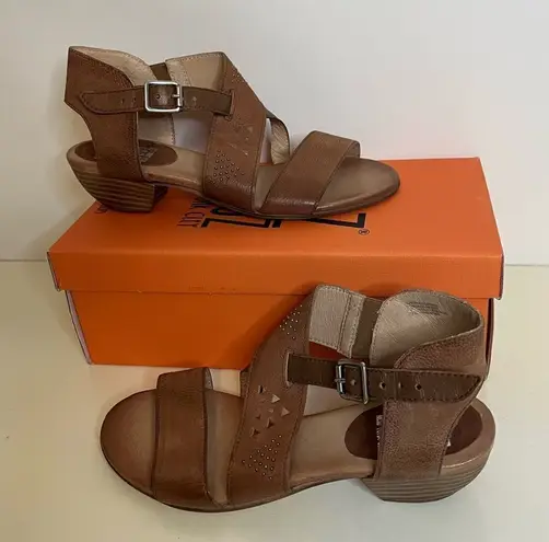 Miz Mooz NIB- Leather Wide Width Heeled Sandals - Cienna