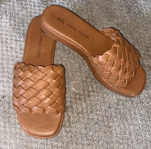 Anne Klein Aktomisina Brown  Sandals