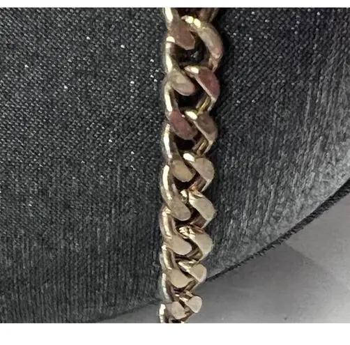 VTG Exclusively For You LORD & TAYLOR Grey purse w/ Silver curb link chain Gray