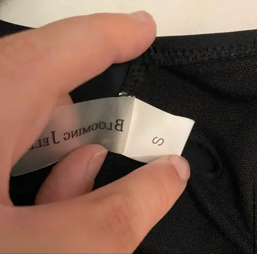 Blooming Jelly Small Black Bikini Top