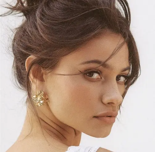 NWT Women's Amber Sceats Reese Sculptural 24K Gold Plated Earrings