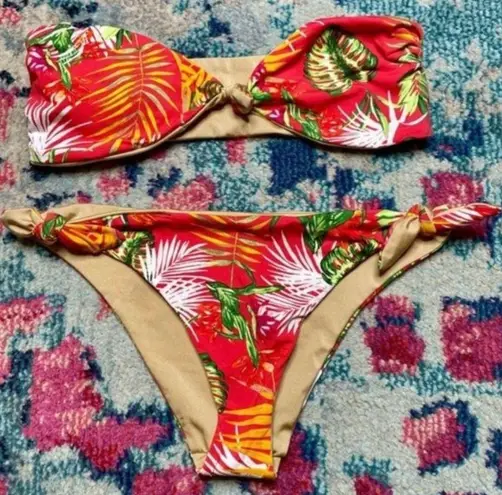 Dolce Vita NWT Tropical Print Reversible Bikini in Cherry Size Medium
