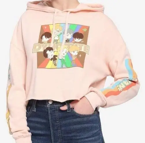 Dynamite TINY TAN BTS KPOP Crop Pull Over Hooded Sweatshirt Women’s Teen Size L