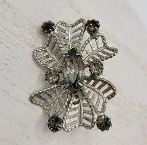 Vintage Silver Coated Flower Brooch Pin With Center Gemstone Six Petals Sparkle