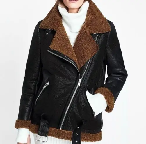 ZARA black faux leather aviator style jacket with brown Sherpa lining size small