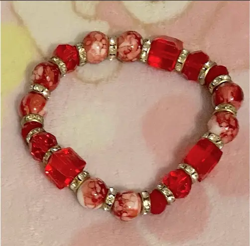 Ruby Red & Red Marble Vintage Bracelet (MINT)