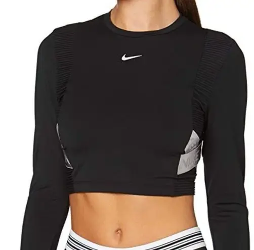 Nike  Long-sleeve with Capsules AERO-ADAPT