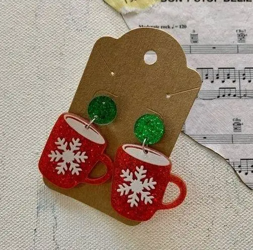 Boutique | Glittering Green and Red Snowflake Mug Dangling Christmas Earrings